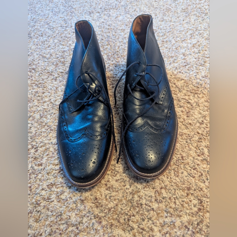 Men's Black Johnson and Murphy Chukkas